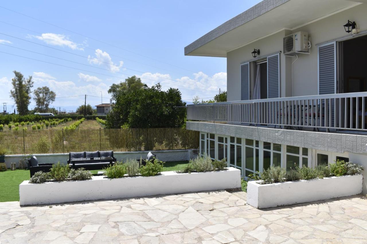 To Spitaki Dalamanara Exterior photo